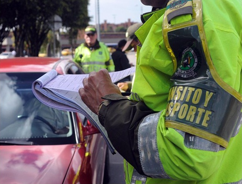 16 ÓRDENES DE COMPARENDO POR CARAVANAS ILEGALES