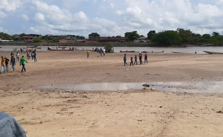 Las playas del río Arauca pareciera que estuvieran en el Festival de Verano. Esto se salió de las manos porque nos invadieron los venezolanos.